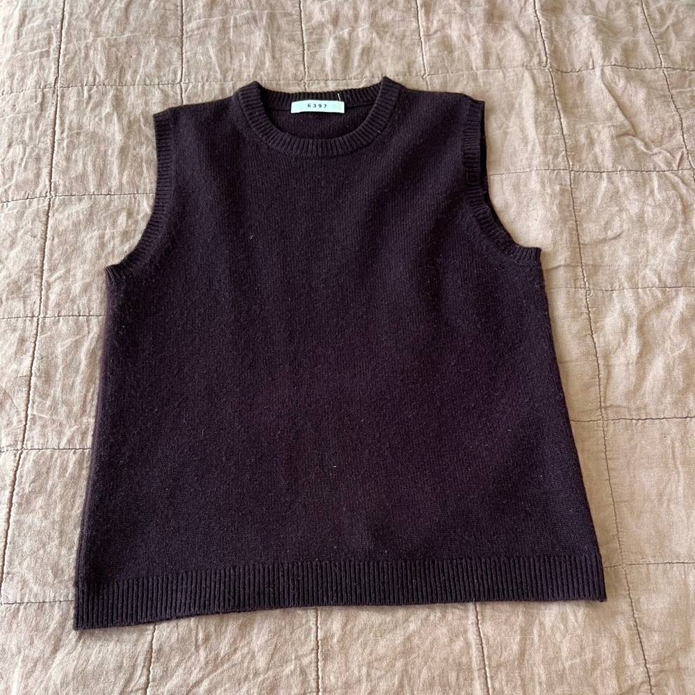 6397 Milano sweater burgundy vest cashmere and merino wool size XSmall